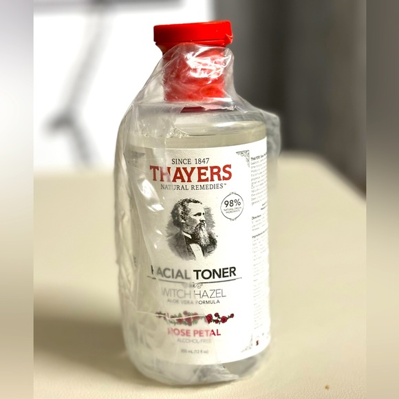 Thayers toner - Picture 2 of 2